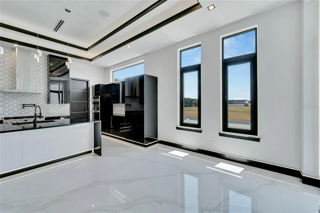 Photo of 517 TREVISO DRIVE