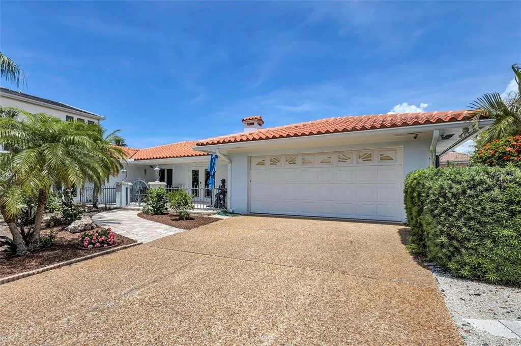 Photo of 617 ROUNTREE DRIVE