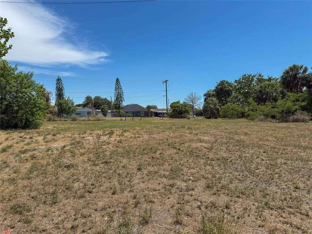 Photo of 601 FLAMINGO DRIVE