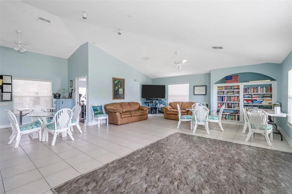 Photo of 21812 CARSON DRIVE