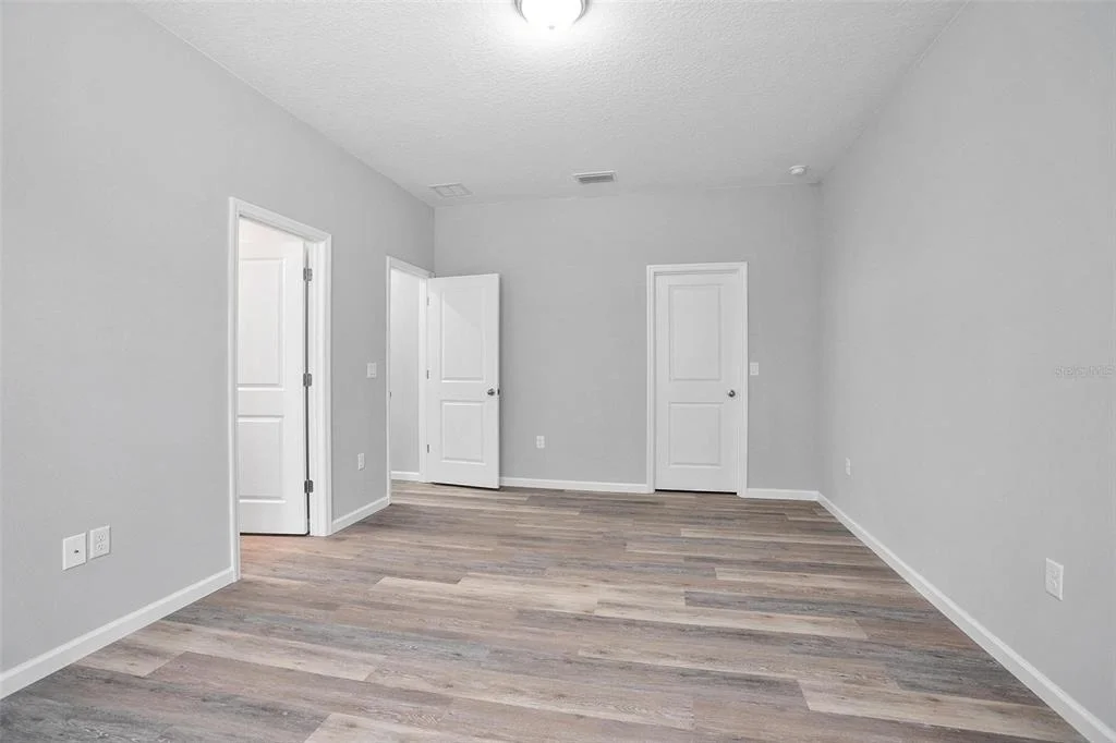 Photo of 5542 BUCKEYE LANE