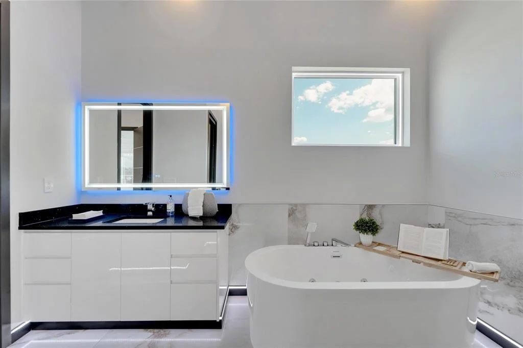 Photo of 6542 SIMONE SHORES CIRCLE