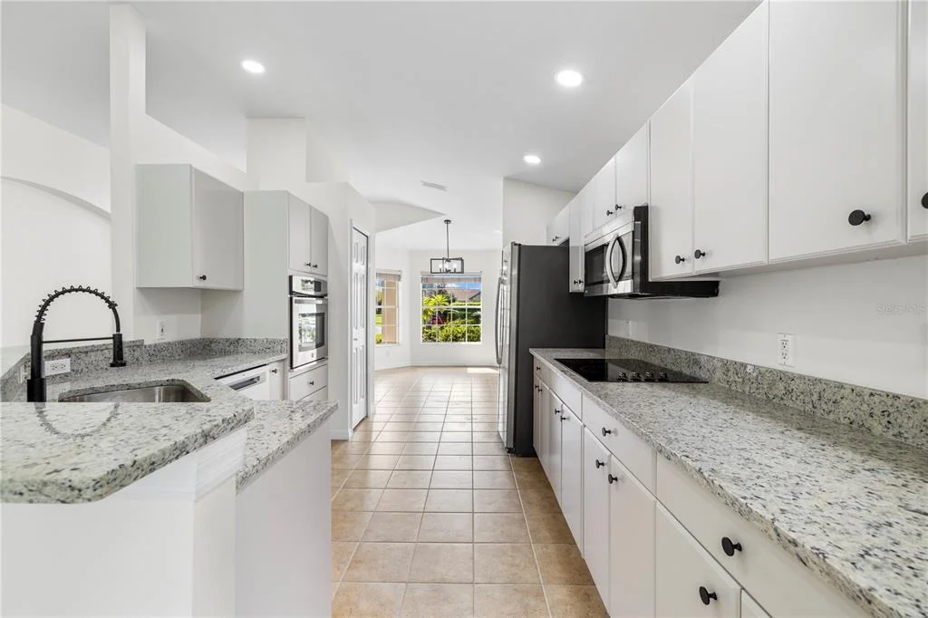 Photo of 1741 ARBOR KNOLL LOOP