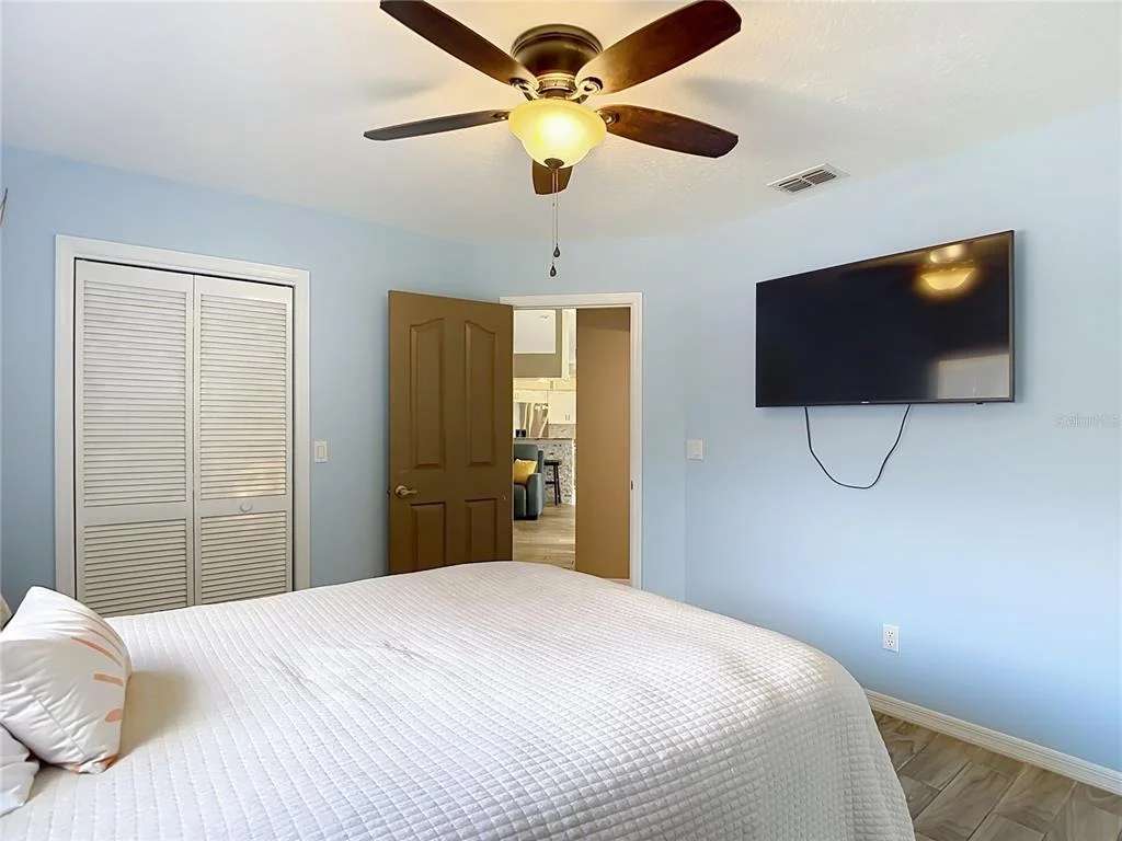 Photo of 1051 HOOK DRIVE