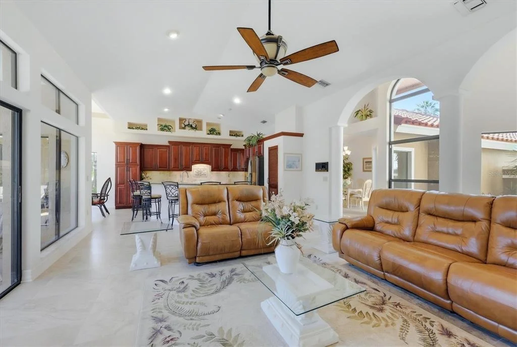 Photo of 4221 ESCONDITO CIRCLE