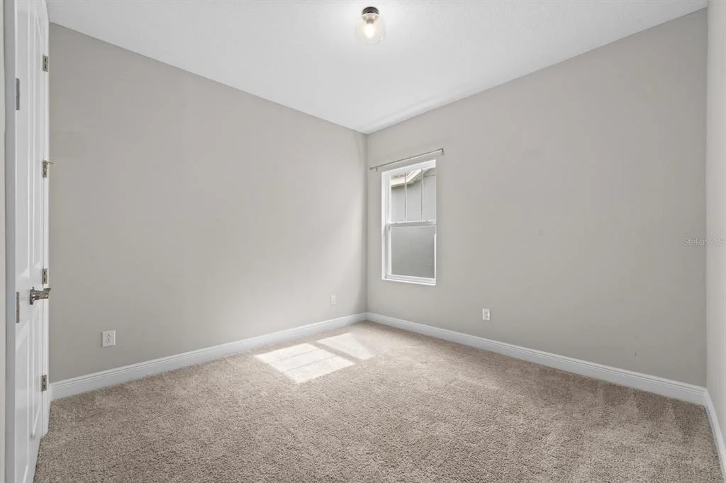 Photo of 5406 LIMELIGHT DRIVE