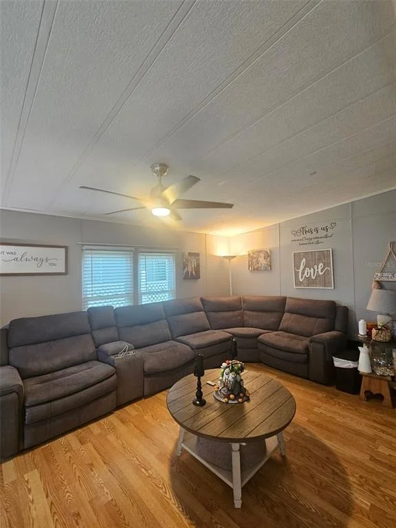 Photo of 475 PAPAYA CIRCLE