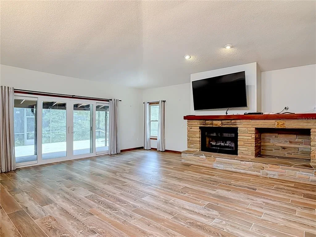 Photo of 1032 VALLEY FORGE ROAD