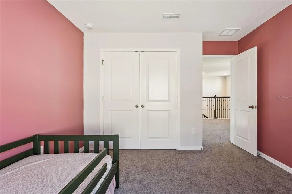 Photo of 1111 LONE PALM WAY