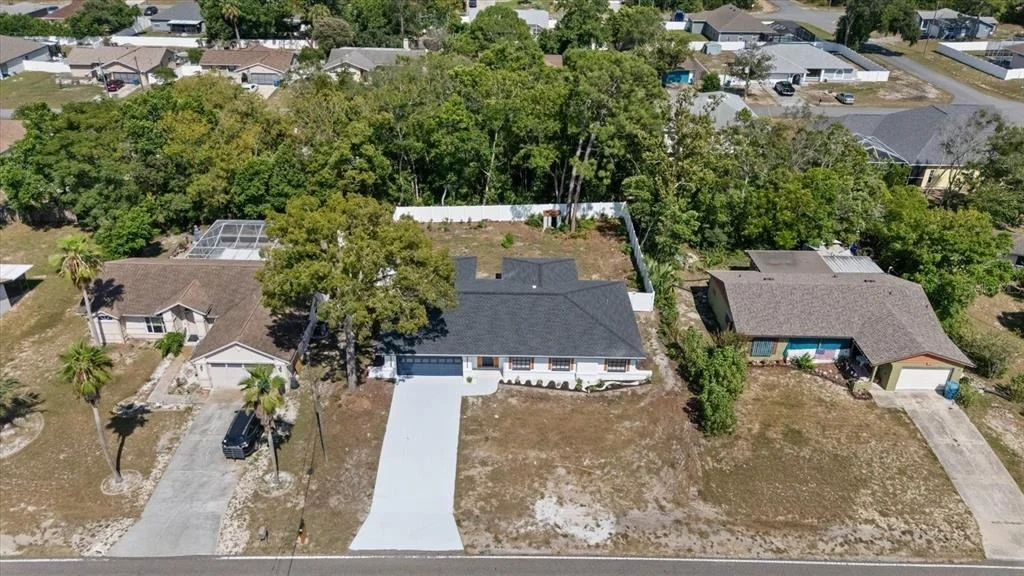 Photo of 12018 LINDEN DRIVE