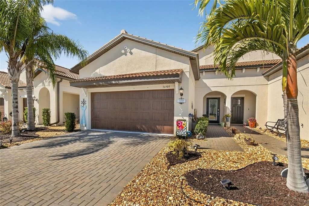 Photo of 16909 APRIL PLUSH DRIVE