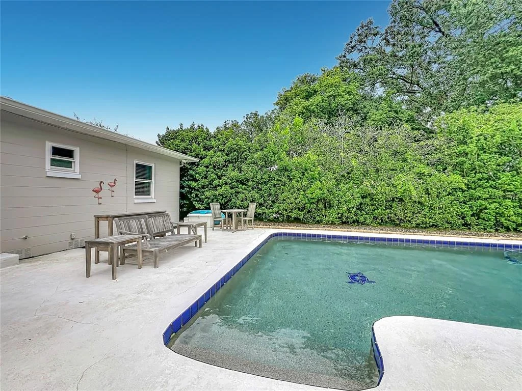 Photo of 2806 VINE STREET