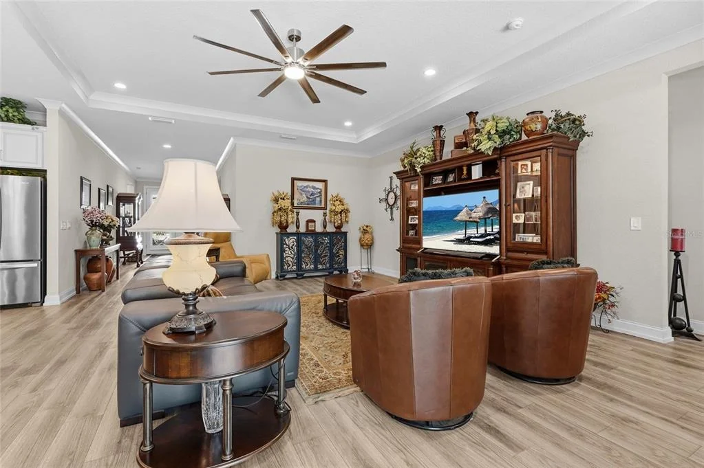 Photo of 617 MISTIFLOWER CIRCLE