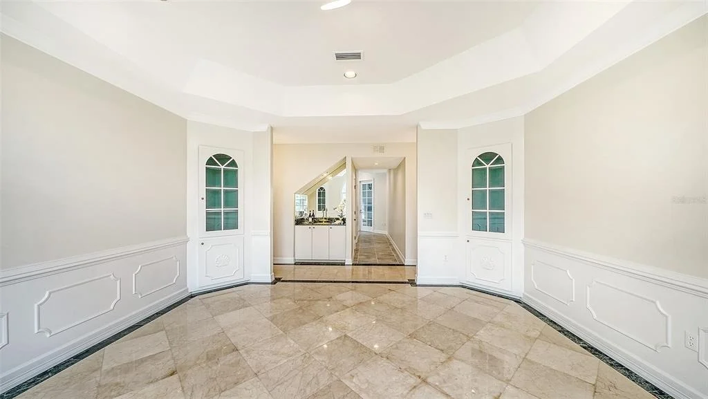 Photo of 916 MACEWEN DRIVE