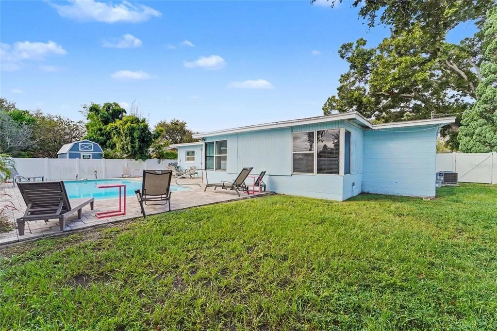 Photo of 8465 RIDGEWOOD CIRCLE