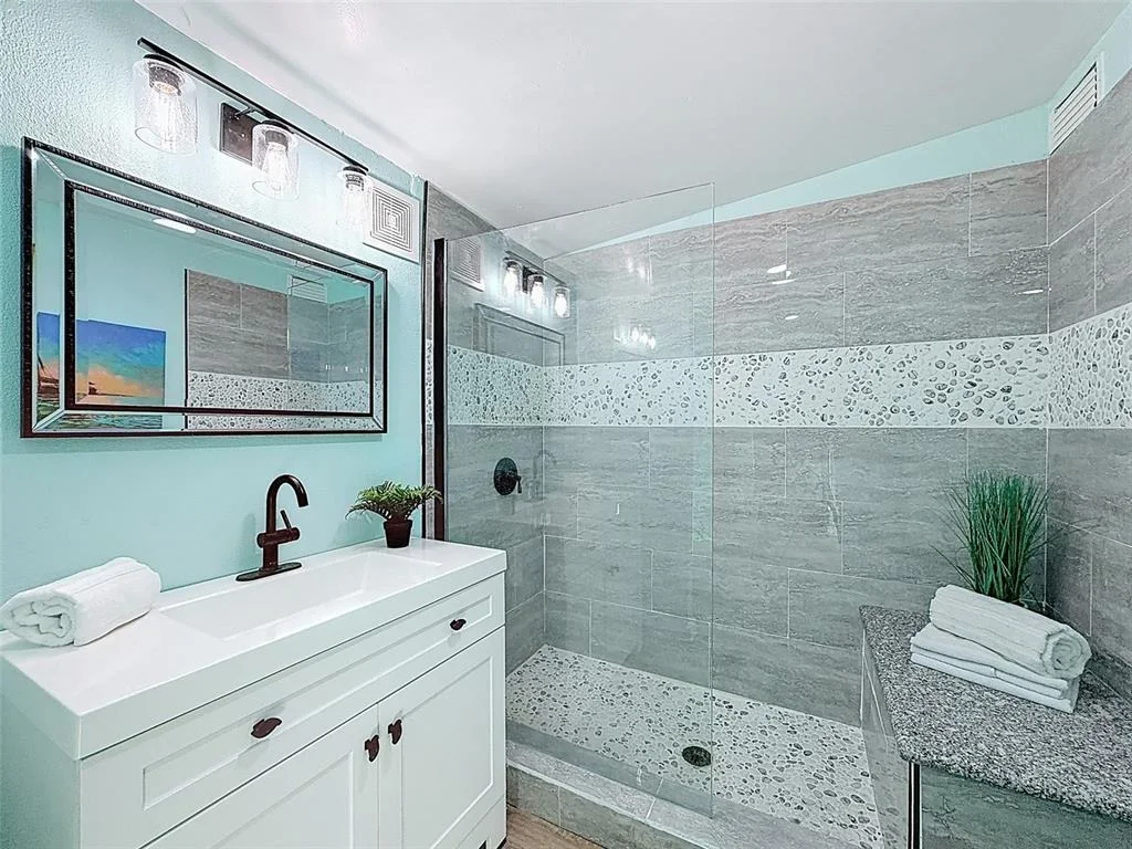 Photo of 6827 SANDERLING LANE
