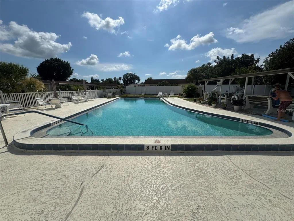 Photo of 652 PARK CIRCLE