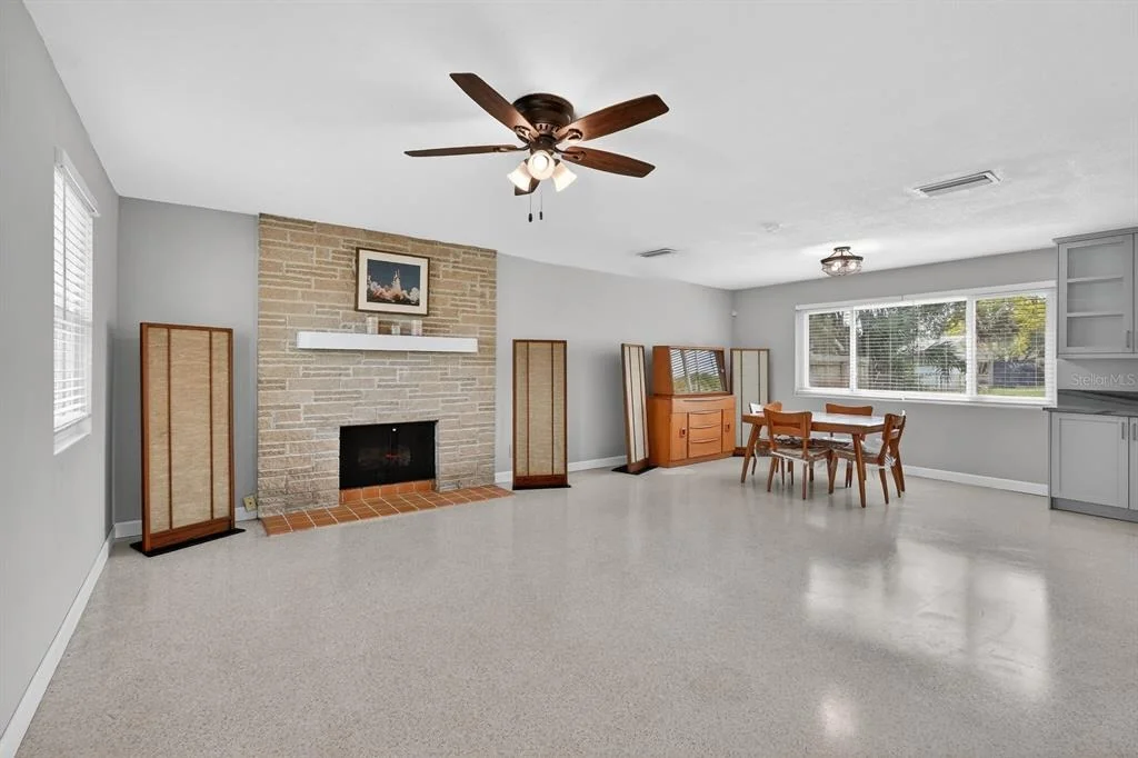 Photo of 1238 SUWANEE ROAD