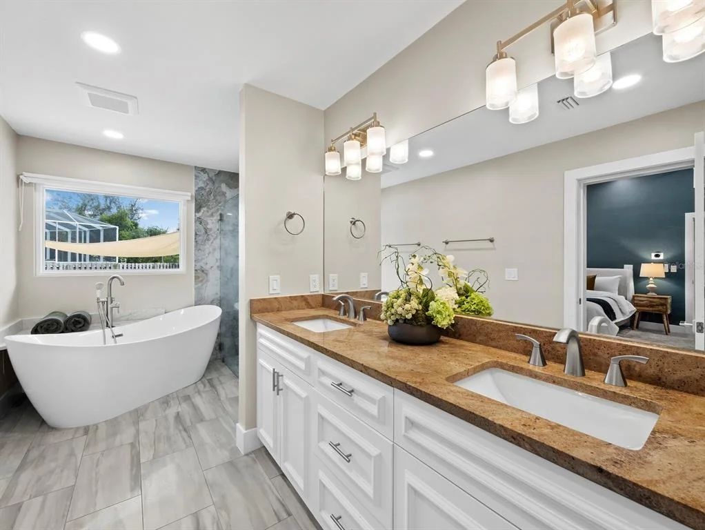Photo of 430 ISLAND CIRCLE