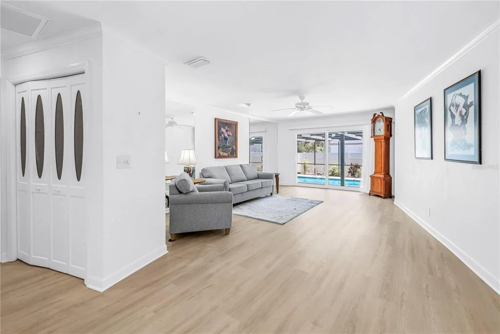 Photo of 3000 HERON PLACE