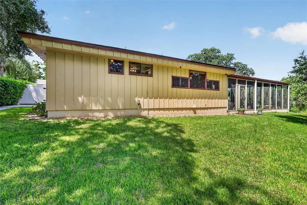 Photo of 2314 HILLSIDE DRIVE