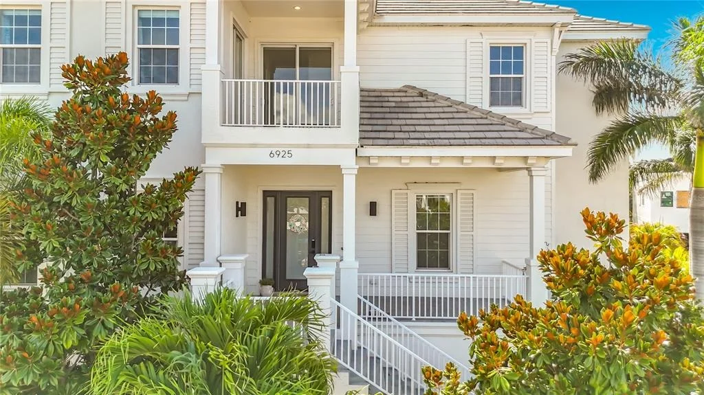 Photo of 6925 BOCHI CIRCLE
