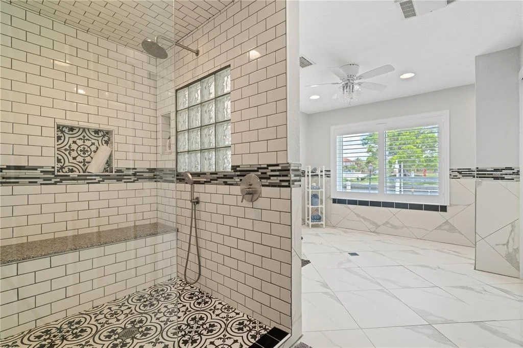 Photo of 2211 PALM TREE DRIVE