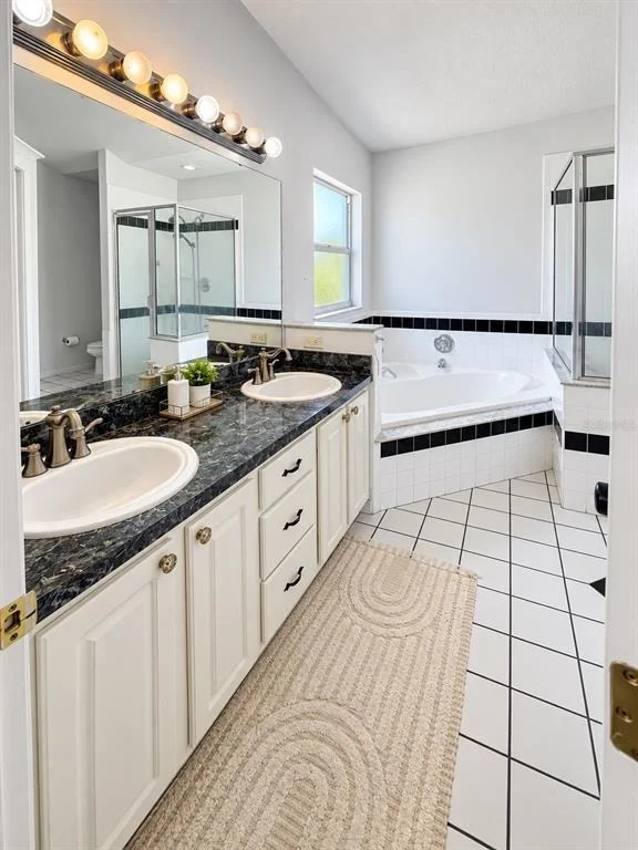 Photo of 4206 LAVENDER WAY