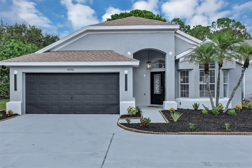 Photo of 13712 DEVLIN COURT