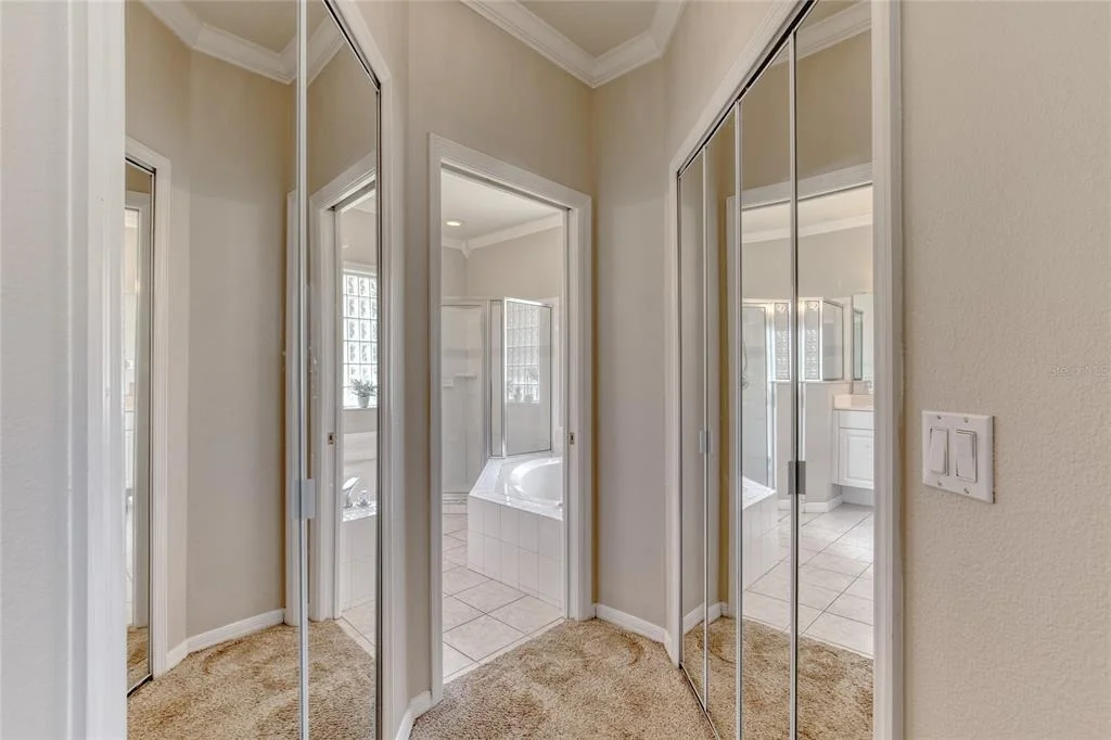 Photo of 5 WATERCLIFF LANE
