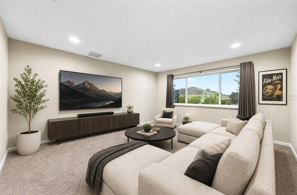 Photo of 1135 TOLUKE POINT