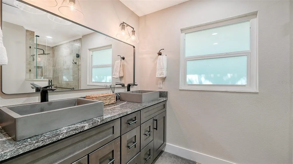 Photo of 602 BUTTONWOOD DRIVE
