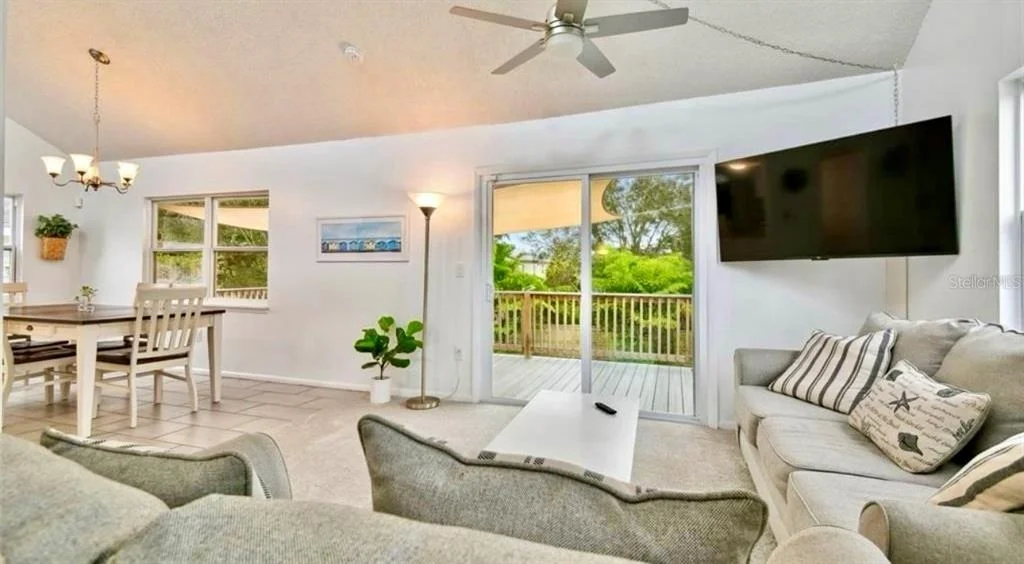 Photo of 313 CRYSTAL BEACH AVENUE