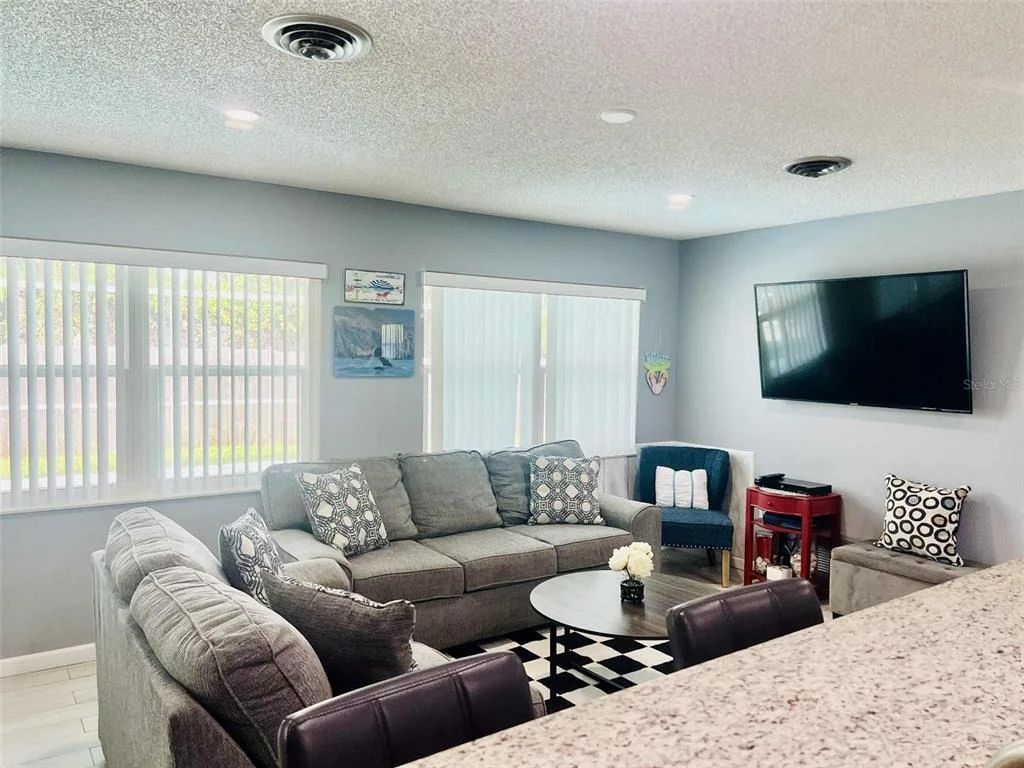 Photo of 874 ACADIA ROAD