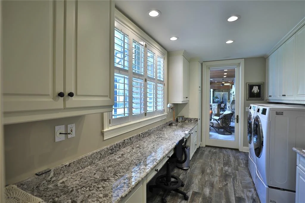 Photo of 7963 SE 12TH CIRCLE