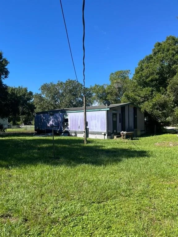 Photo of 2950 NW 47TH AVENUE