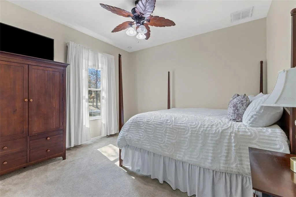 Photo of 14071 LINDEN DRIVE