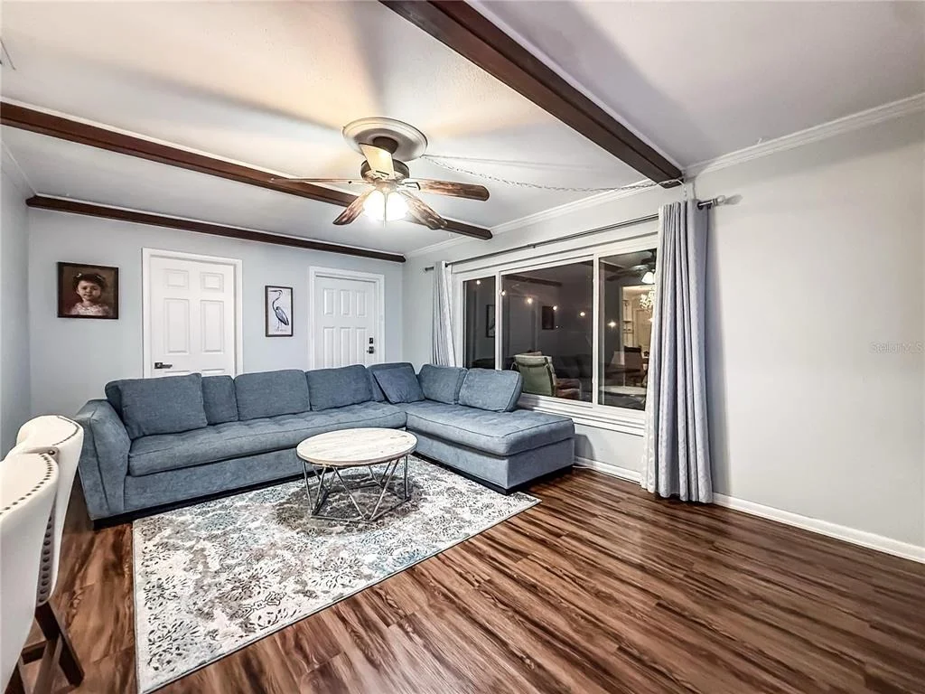 Photo of 898 CORVETTE DRIVE