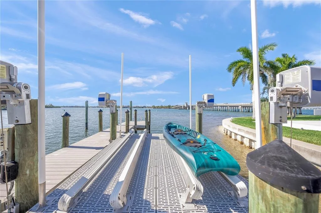 Photo of 1400 SIESTA DRIVE