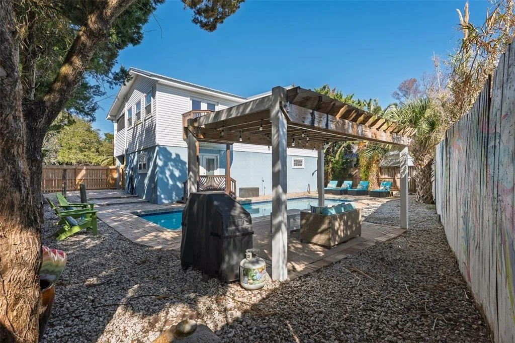 Photo of 287 BOULEVARD DES PINS