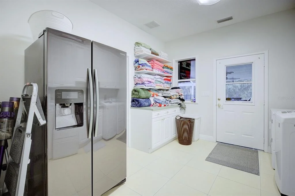 Photo of 492 SUNSET POINTE DRIVE