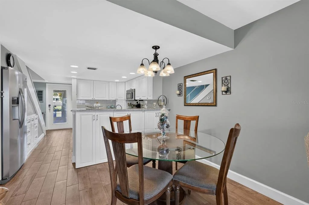 Photo of Unit B8 at 7265 A1A S