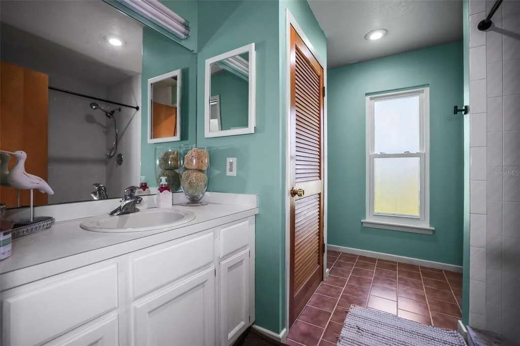 Photo of 4966 ROBIN TRAIL