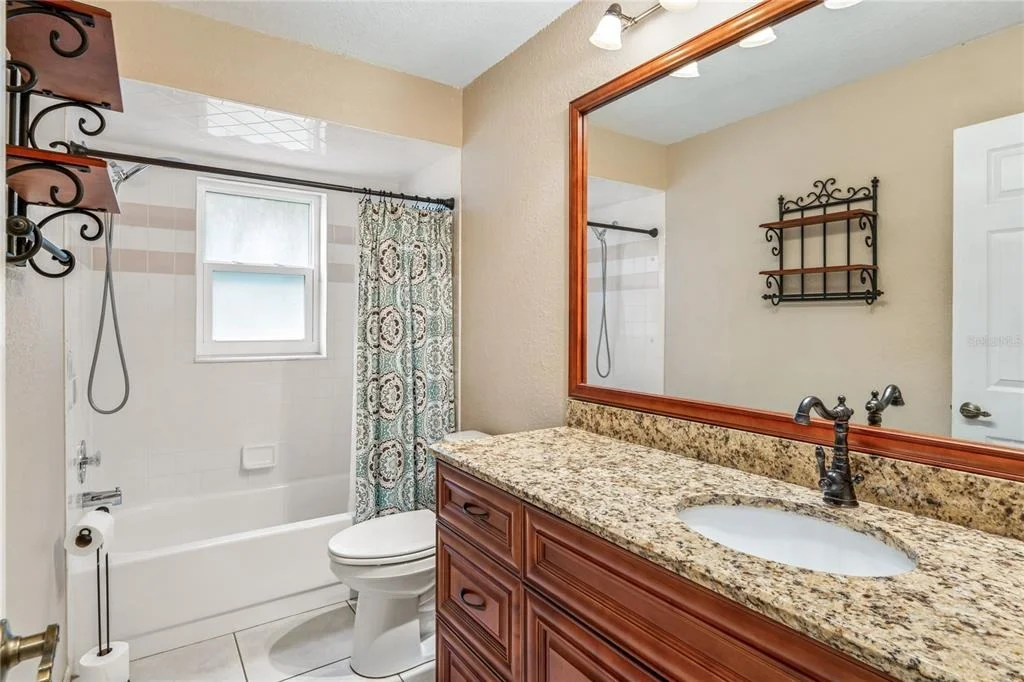 Photo of 14433 LINDEN DRIVE
