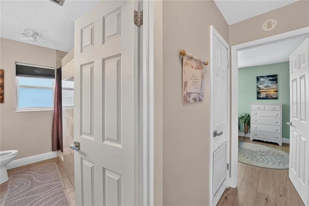 Photo of 28050 LOIS DRIVE
