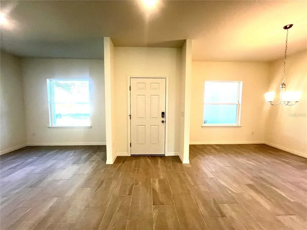 Photo of 4 LYNBROOK DRIVE