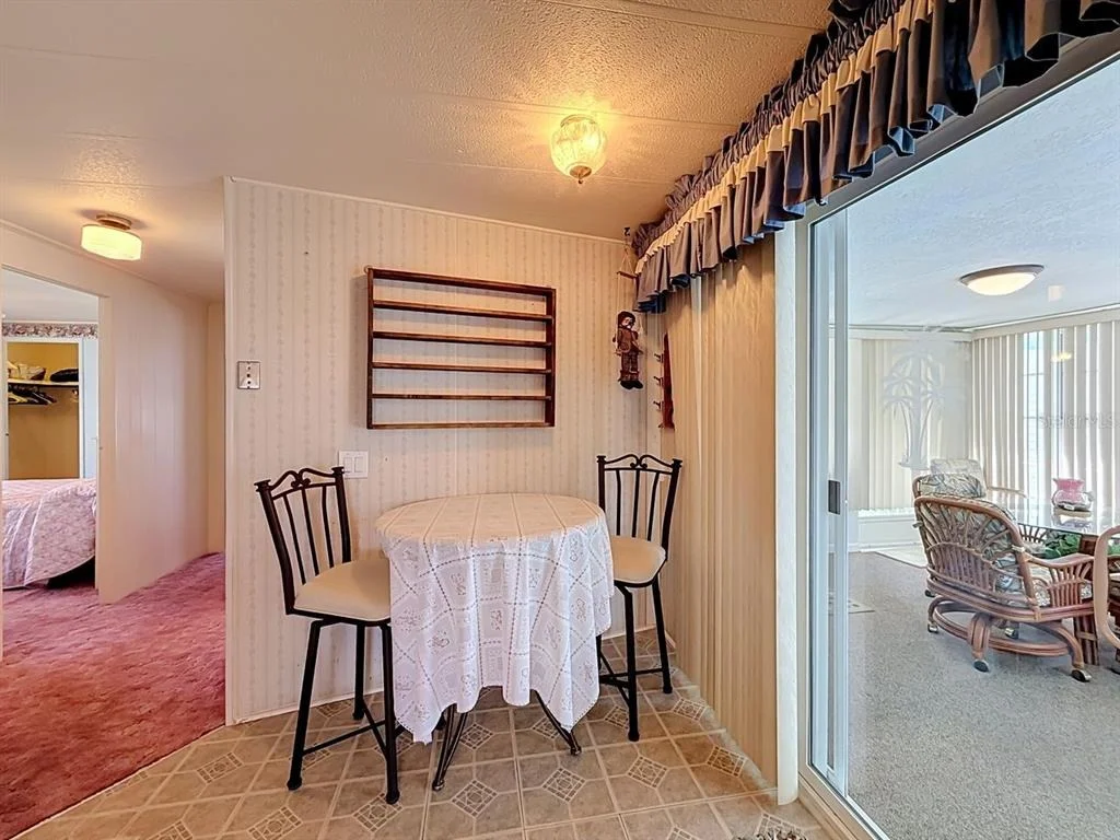 Photo of 176 SUNSET DRIVE