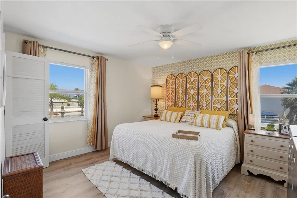 Photo of 3347 OLEANDER DRIVE