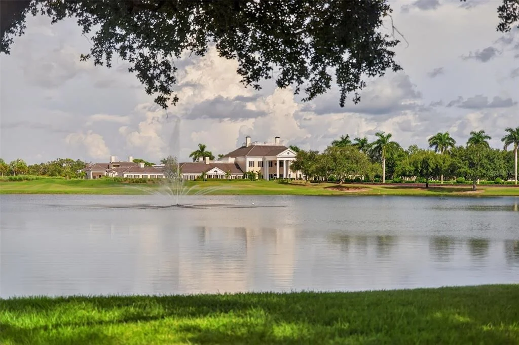 Photo of 226 SAINT JAMES PARK