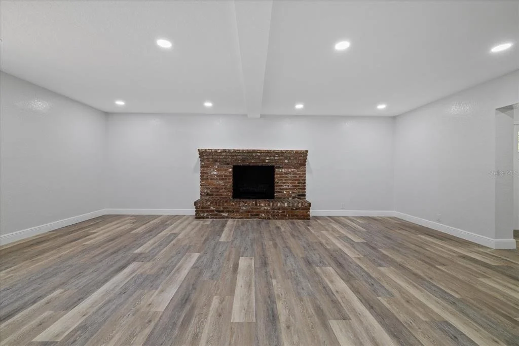 Photo of 11002 RIVERVIEW DRIVE